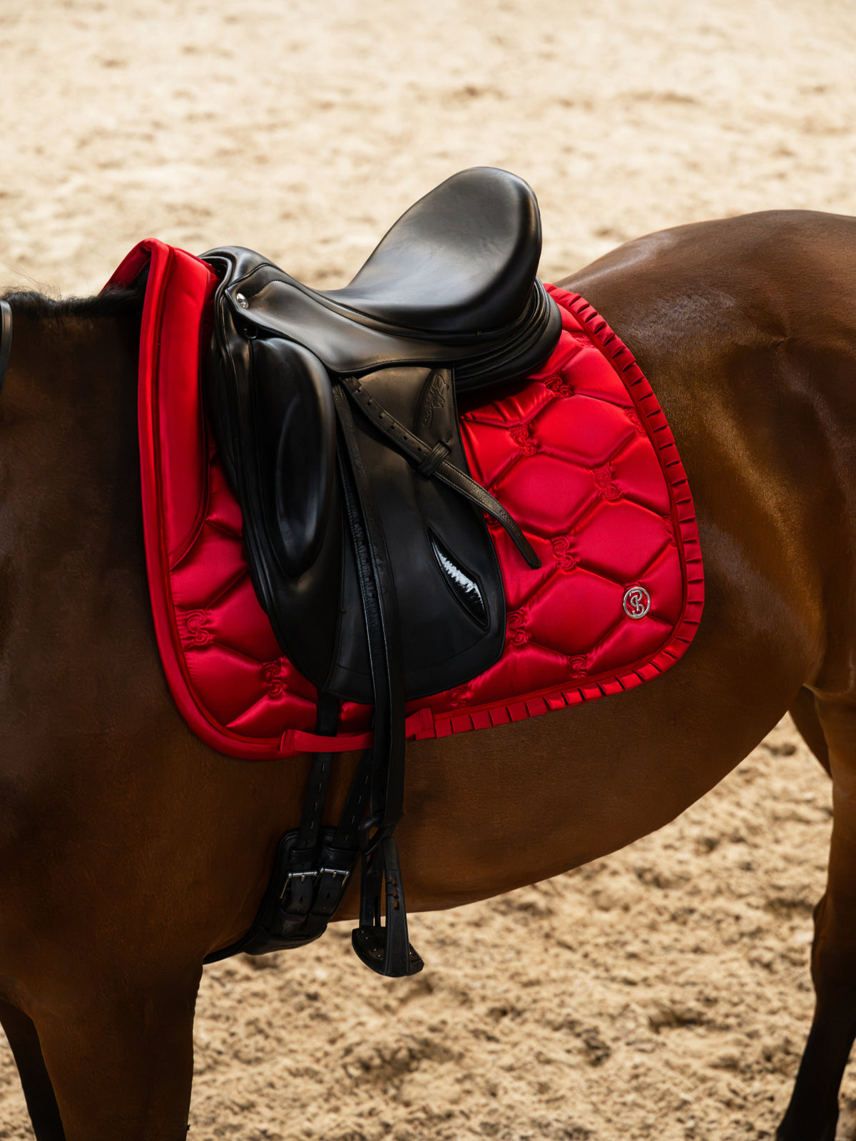 Saddle Pad Dressage Ruffle - Cranberry Red