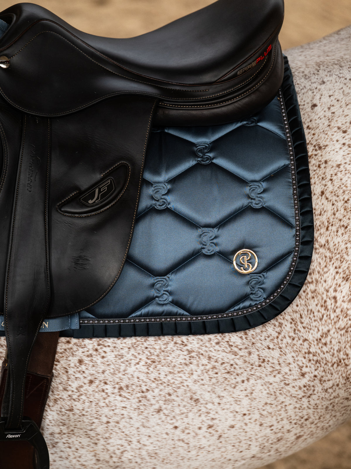 Saddle Pad Jump Ruffle Pearl - Shadow Blue