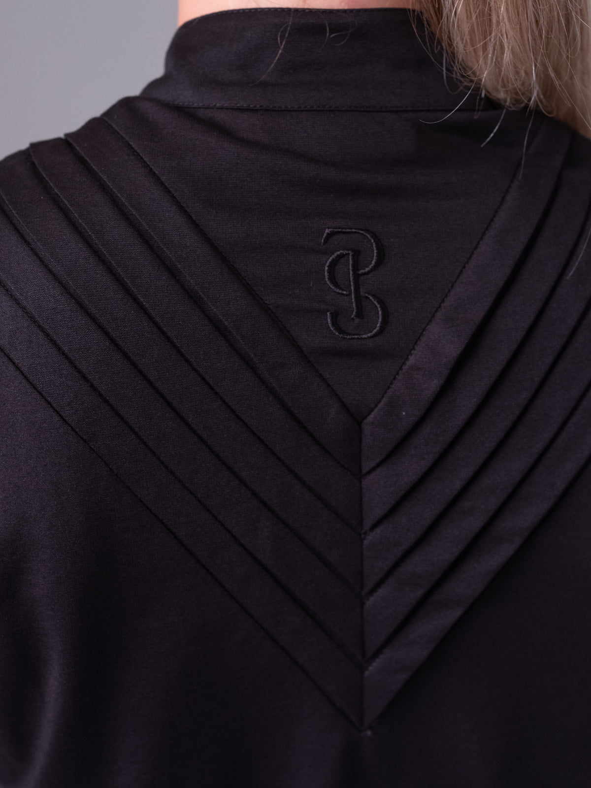 Tindra Tuxedo Shirt - Black