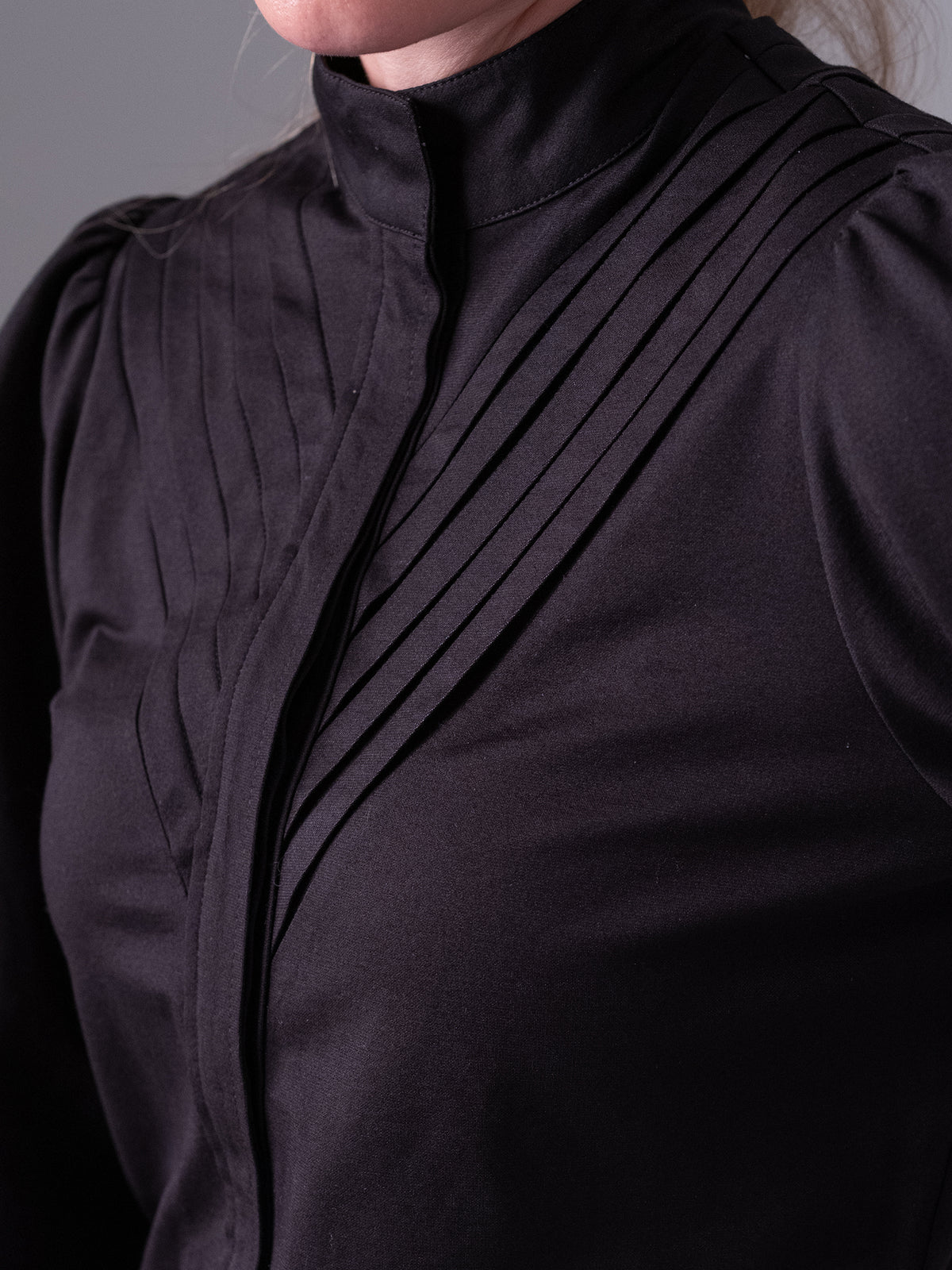 Tindra Tuxedo Shirt - Black