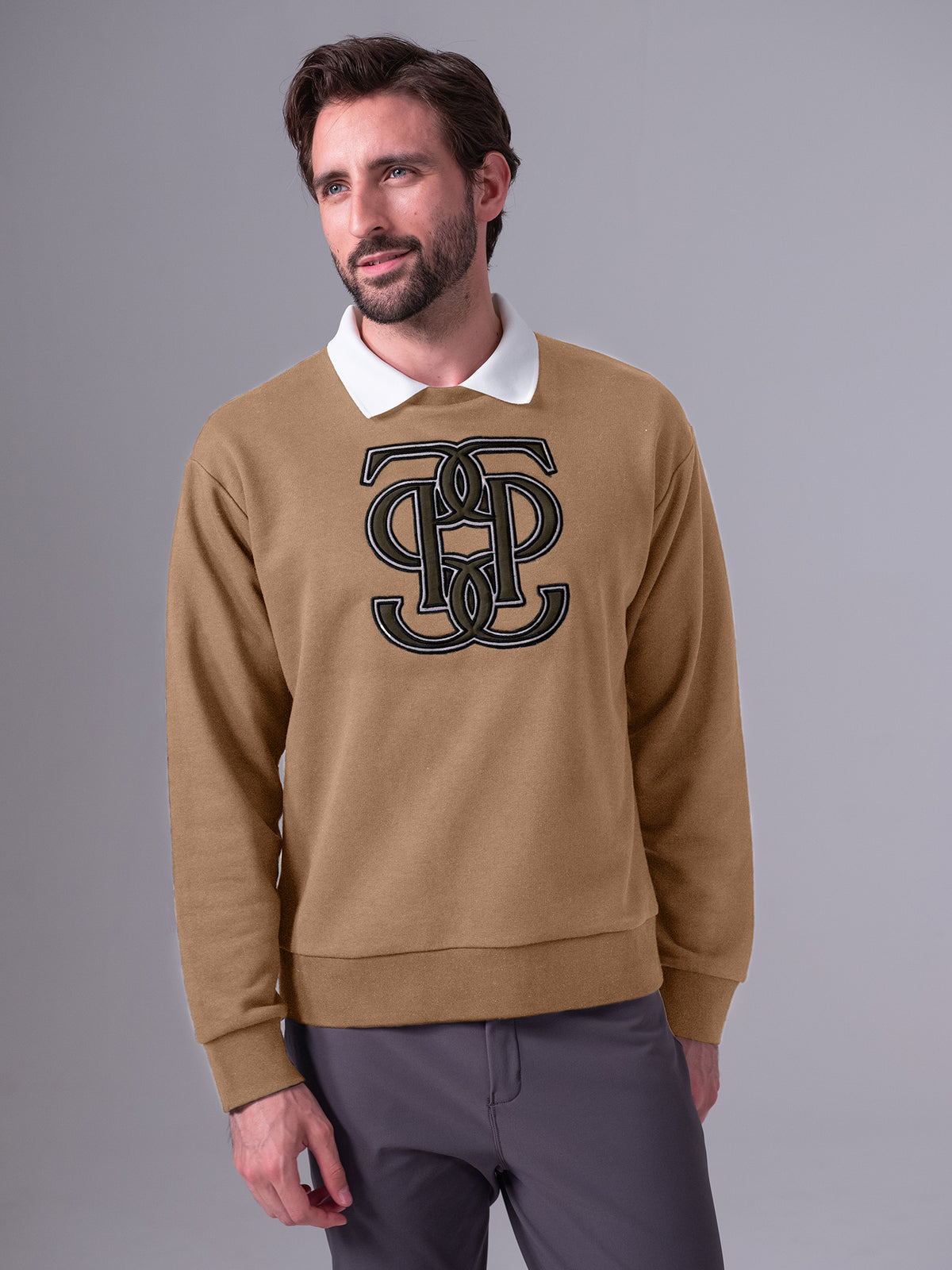 Carl Monogram Sweatshirt Camel