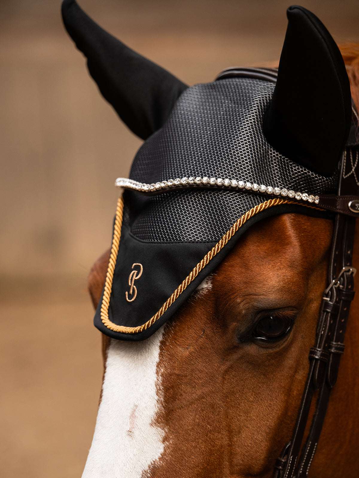Airflow Mesh Ear Bonnet Black