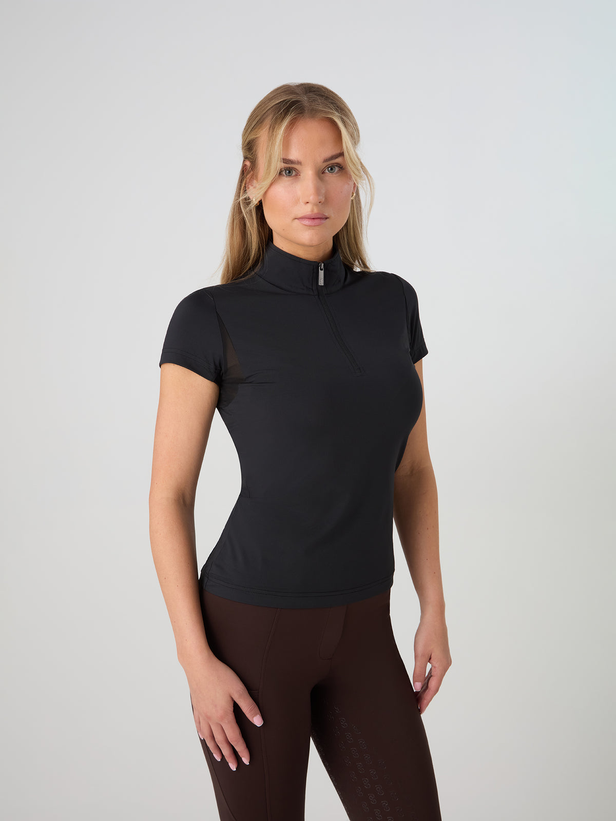 Everly S/S Shirt Black