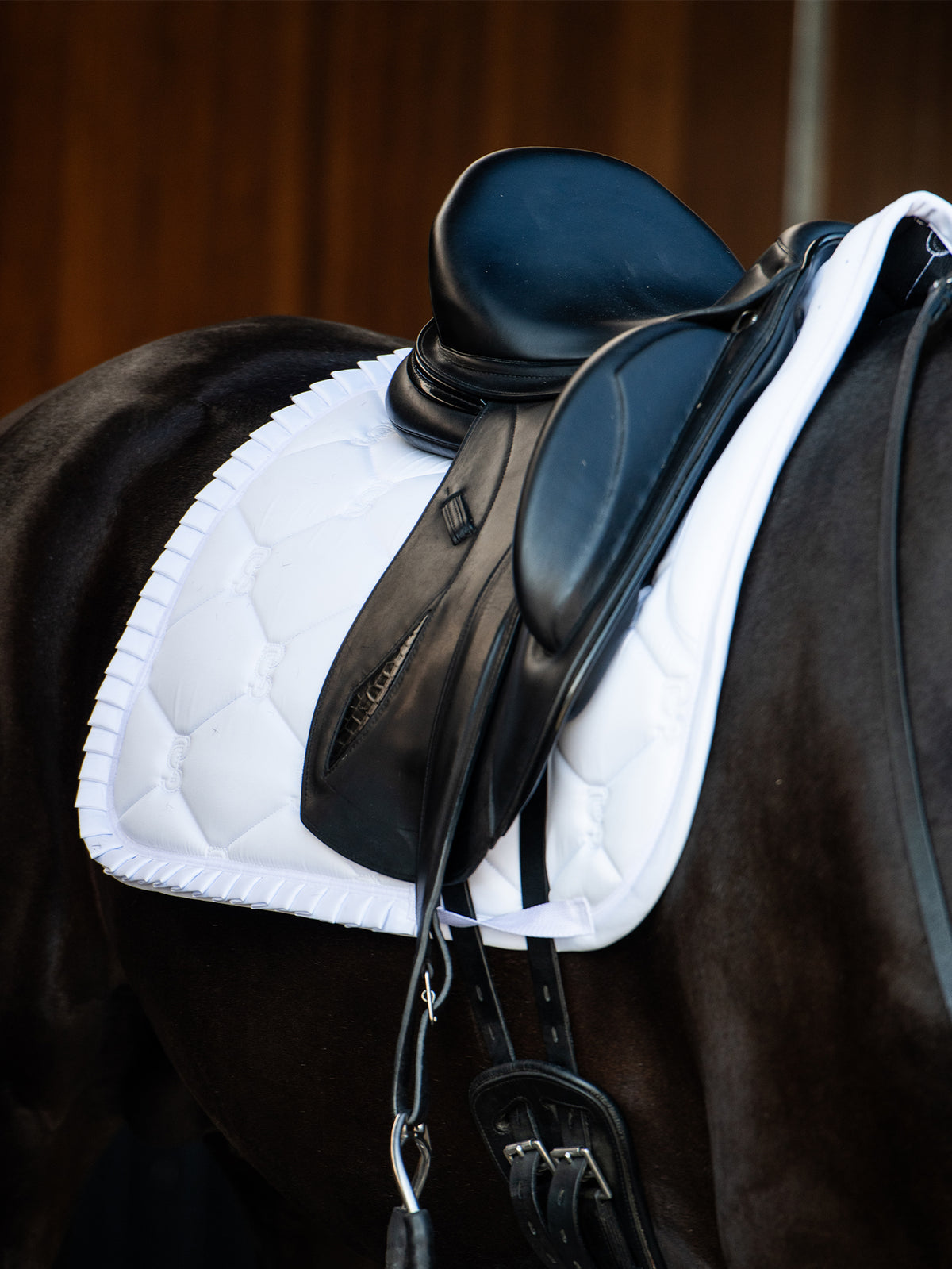 Saddle Pad Dressage Ruffle White