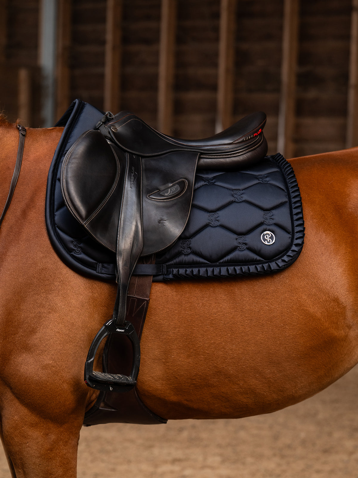 Saddle Pad Jump Ruffle Navy
