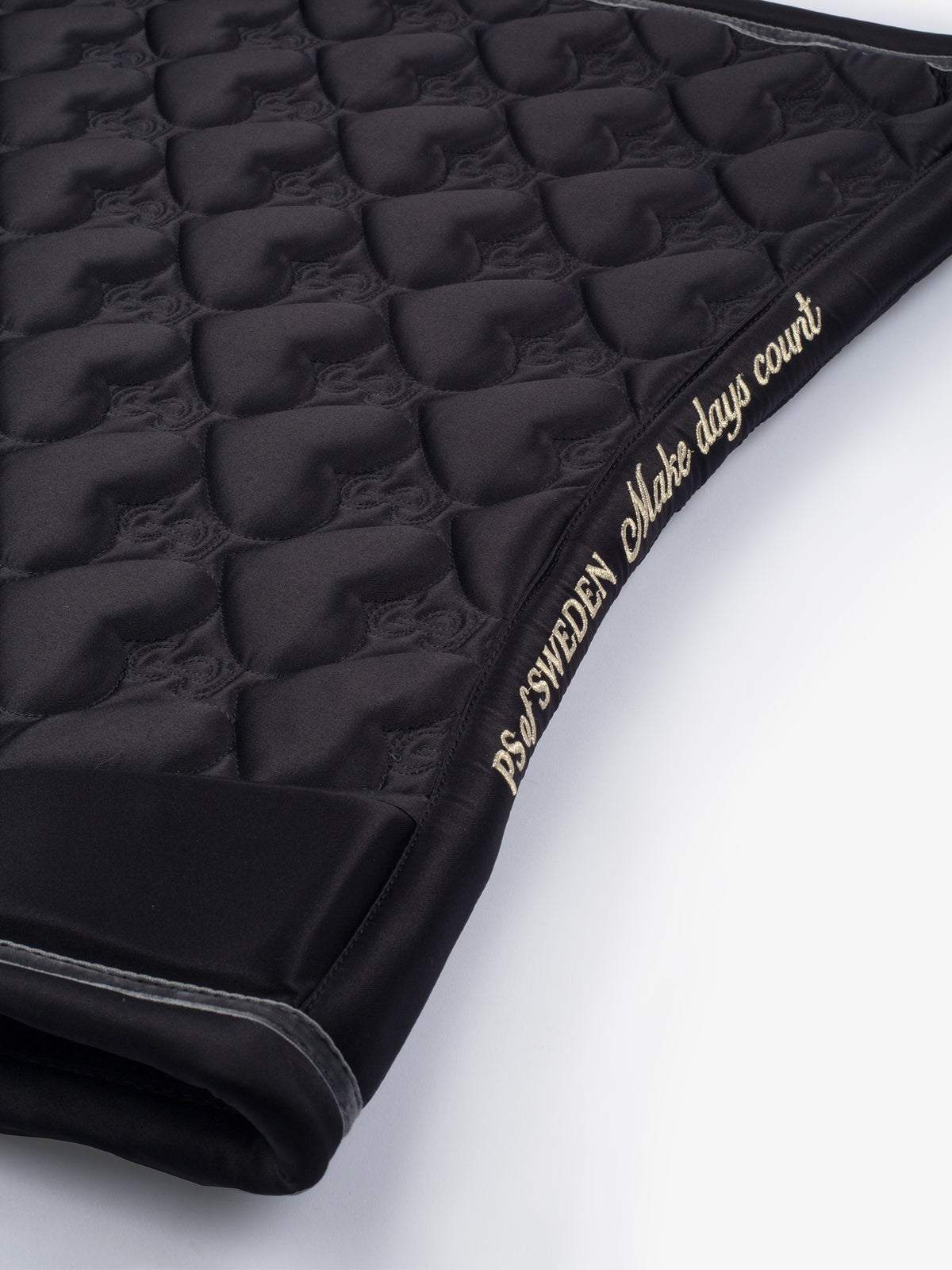 Saddle Pad Heart Jump Black