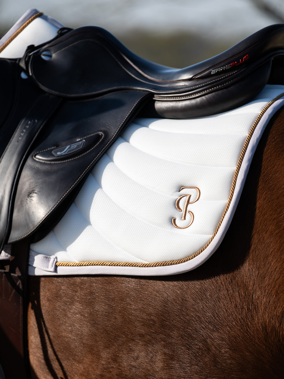 Airflow Mesh Jump Saddle Pad - White