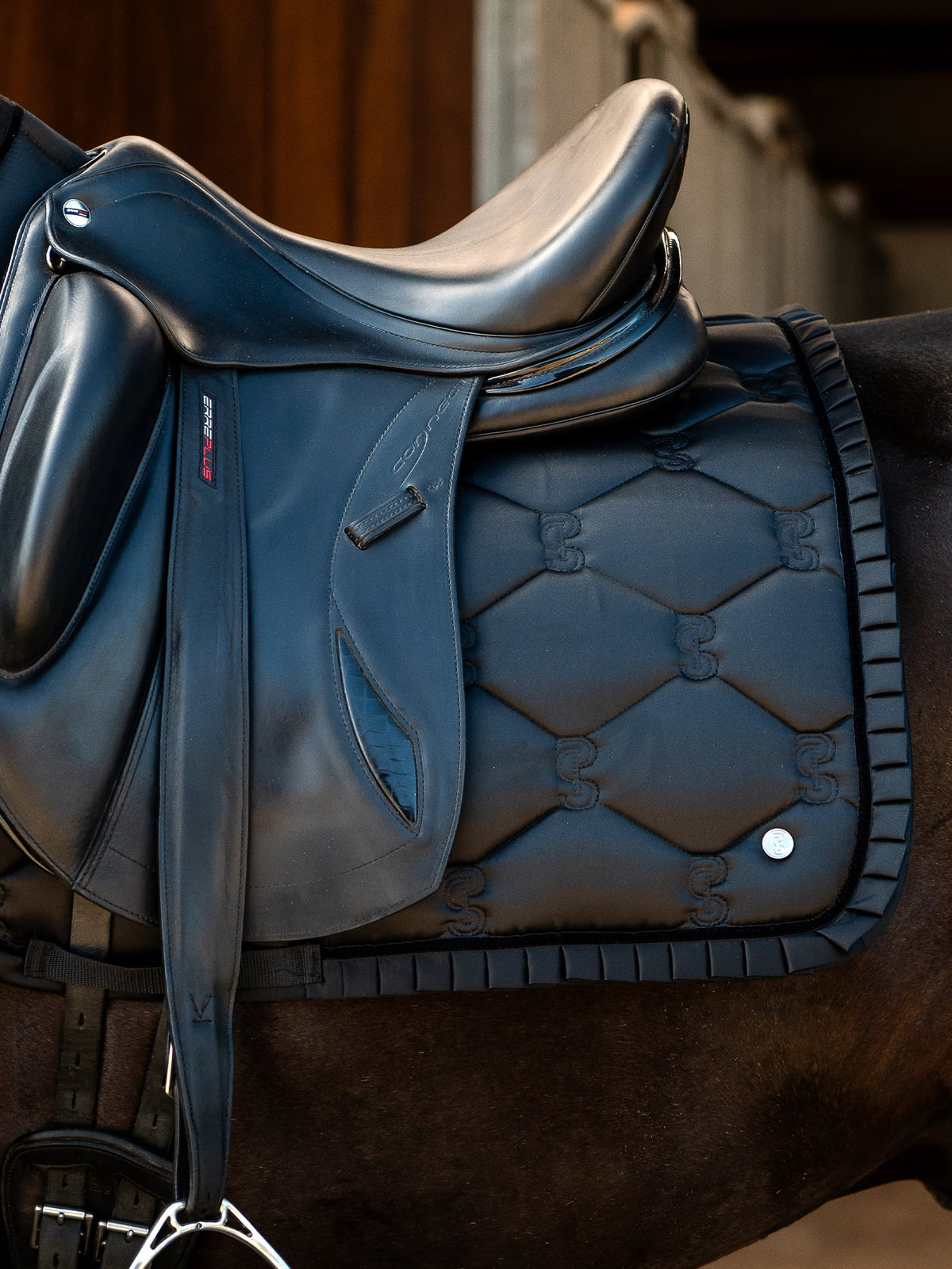 Saddle Pad Dressage Ruffle Black